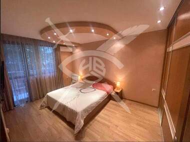 Vânzare - Apartament în Văzrajdane,  Burgas