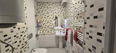 Продажба - Апартамент в Радомир,  Перник