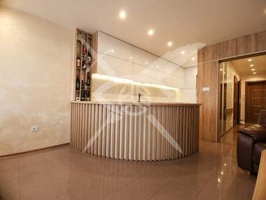 Vânzare - Apartament în Țentăr,  Burgas