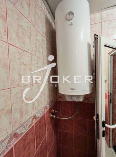Închiriere - Apartament în Văzrojdenți,  Kărdjali