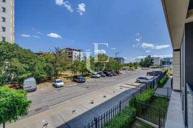 Продажба - Апартамент в Младост-2,  София