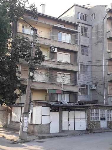 Продажба - Апартамент в Изток,  Силистра