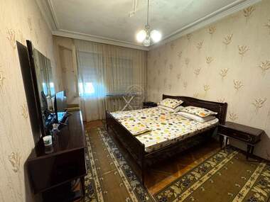Vânzare - Apartament în Storgozia,  Pleven