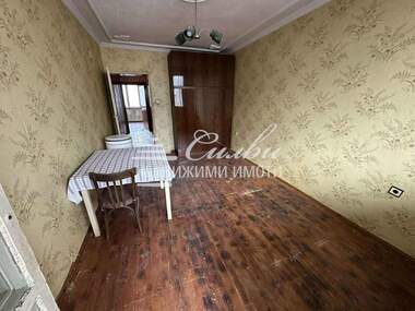 For sale - Apartment in Varosha,  Targovishte