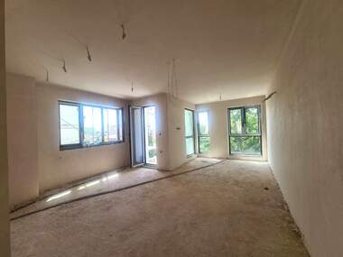 For sale - Apartment in Liuben Karavelov,  Haskovo