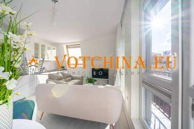 Vânzare - Apartament în Center,  Varna