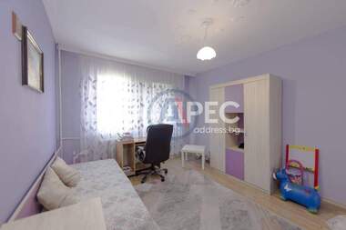 For sale - Apartment in Obelia 2,  Sofia