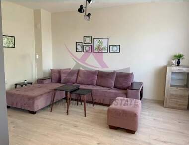 Închiriere - Apartament în Ceaîka,  Varna