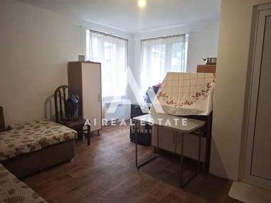 For sale - House in Gradina,  Pleven