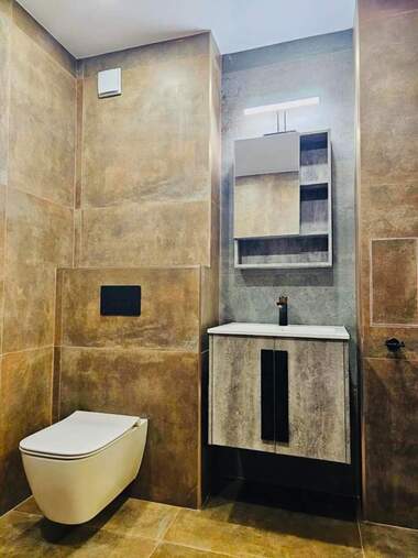 Închiriere - Apartament în Hristo Smirnenski,  Plovdiv