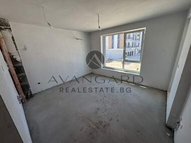 Продажба - Апартамент в Остромила,  Пловдив