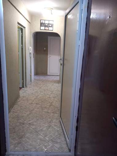 Vânzare - Apartament în Levski,  Varna