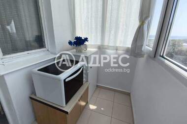 Închiriere - Apartament în Văzrajdane 1,  Varna