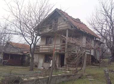 For sale - House in Izhod Ruse - Sofia,  Ruse