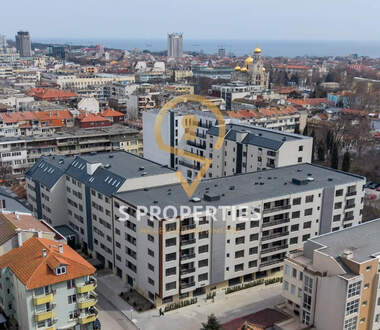 For sale - Apartment in Center,  Varna