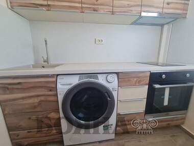 Închiriere - Apartament în Zdraveț Iztok,  Ruse