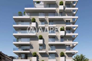 Продажба - Апартамент в Център,  Варна
