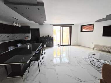 Vânzare - Apartament în Kazanlăk,  Stara Zagora