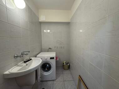 Închiriere - Apartament în Lazur,  Burgas
