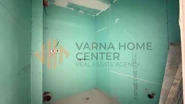Vânzare - Apartament în Mladost 2,  Varna
