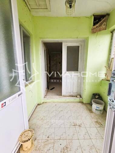 Продажба - Къща в Карапелит,  Добрич