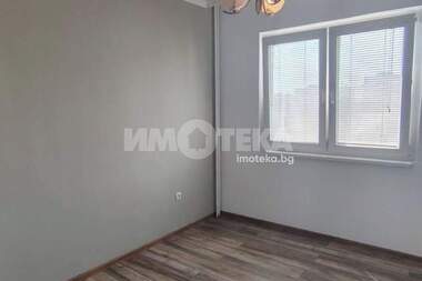 Vânzare - Apartament în Trakia,  Plovdiv