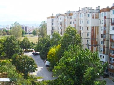 Imobiliare Ustrem