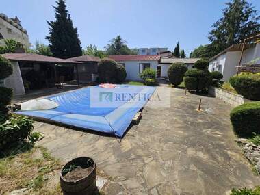 For rent - House in Saints Constantine and Helena,  Varna