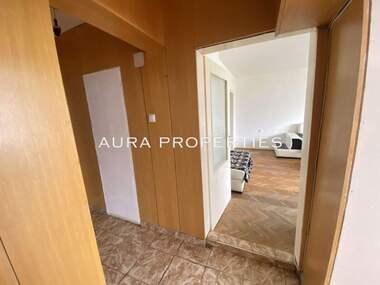 Verkauf - Wohnung in Zentar,  Razgrad