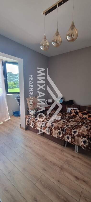 Продажба - Апартамент в Зора,  Стара Загора