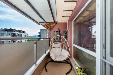 Vânzare - Apartament în Iujen,  Plovdiv