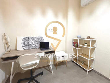 Vânzare - Apartament în Center,  Varna