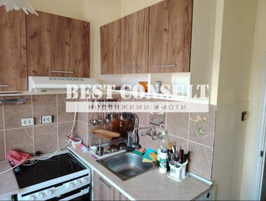 Închiriere - Apartament în Zdraveț,  Ruse