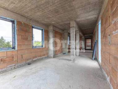 For sale - Apartment in Cveten kvartal,  Varna