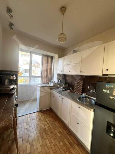 Miete - Wohnung in Mladejki halm,  Plowdiw