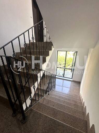 Продажба - Апартамент в Траката,  Варна