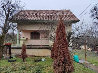 Продажа - Дом вo Врачански лозя в.з.,  Враца