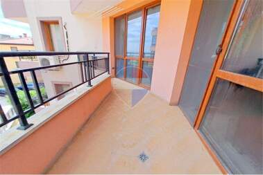 Kira - Apartman olarak Vazrajdane 3,  Varna