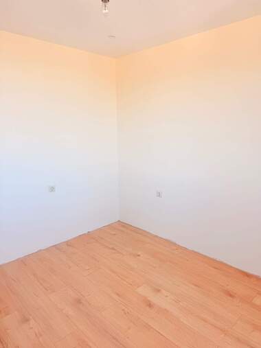 Vânzare - Apartament în Țentăr,  Vrața