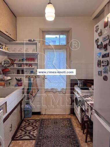 Продажба - Апартамент в Южен,  Пловдив