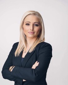 Диди Николова