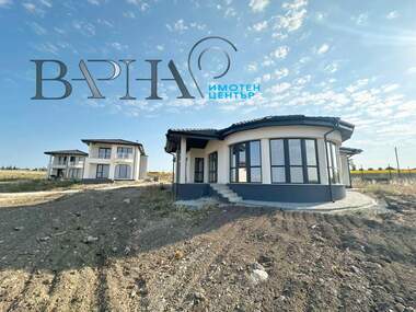 For sale - House in Kichevo,  Varna