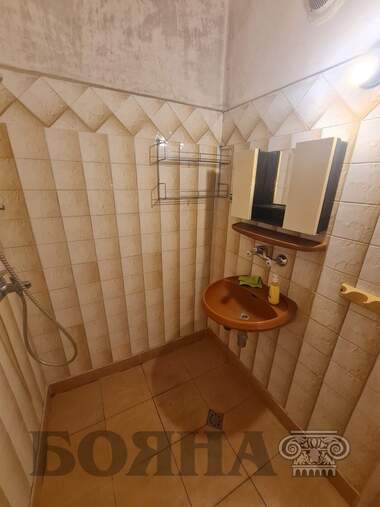 Продажба - Апартамент в Широк център,  Русе