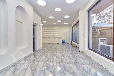 Vânzare - Salon de frumusețe/Birou/Magazin/Depozit/Cabinet de stomatologie în Țentăr,  Burgas
