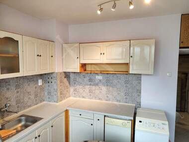 Vânzare - Apartament în Tolstoî,  Sofia