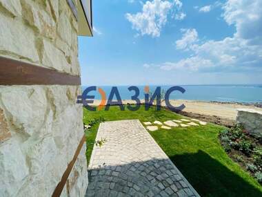For sale - House in Sveti Vlas,  Burgas