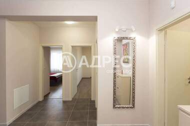 Închiriere - Apartament în Izgrev,  Sofia