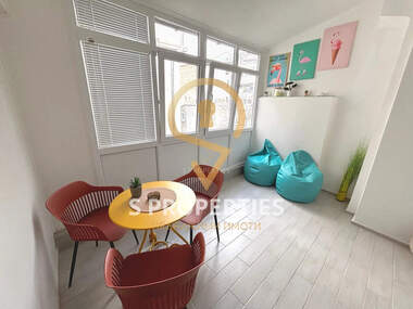 Vânzare - Apartament în Center,  Varna