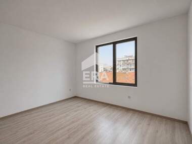 For sale - Apartment in Uchilishtni,  Haskovo