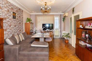 Продажба - Апартамент в Куршун чешма,  Шумен